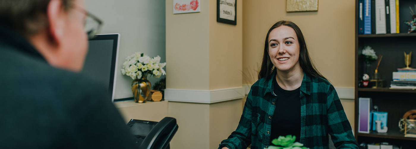 Woman receiving personalized alcohol and drug therapy at The Counseling Center near Duluth